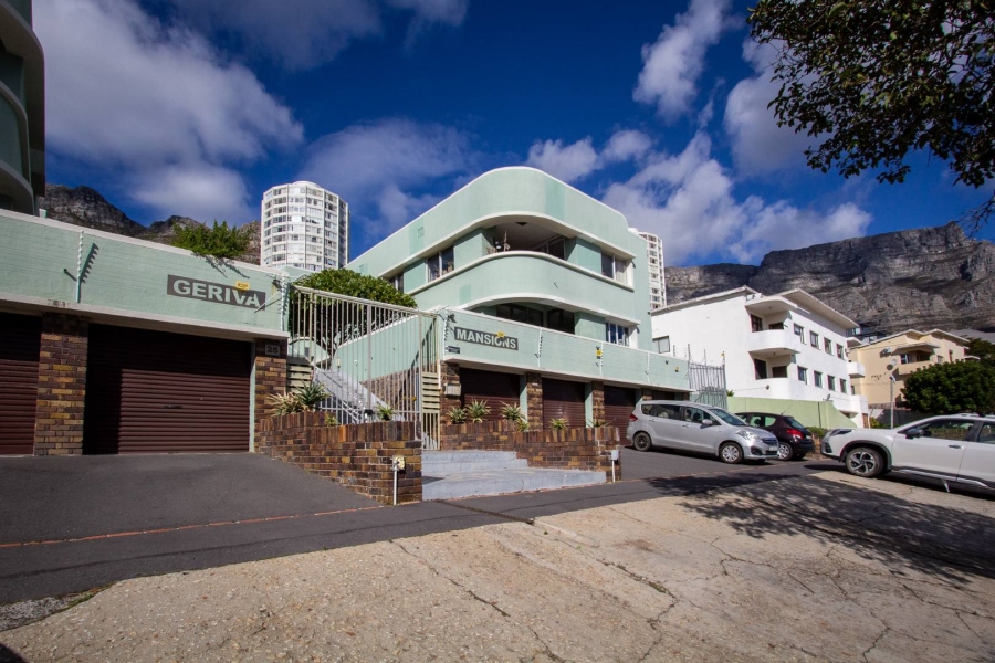 To Let 1 Bedroom Property for Rent in Vredehoek Western Cape